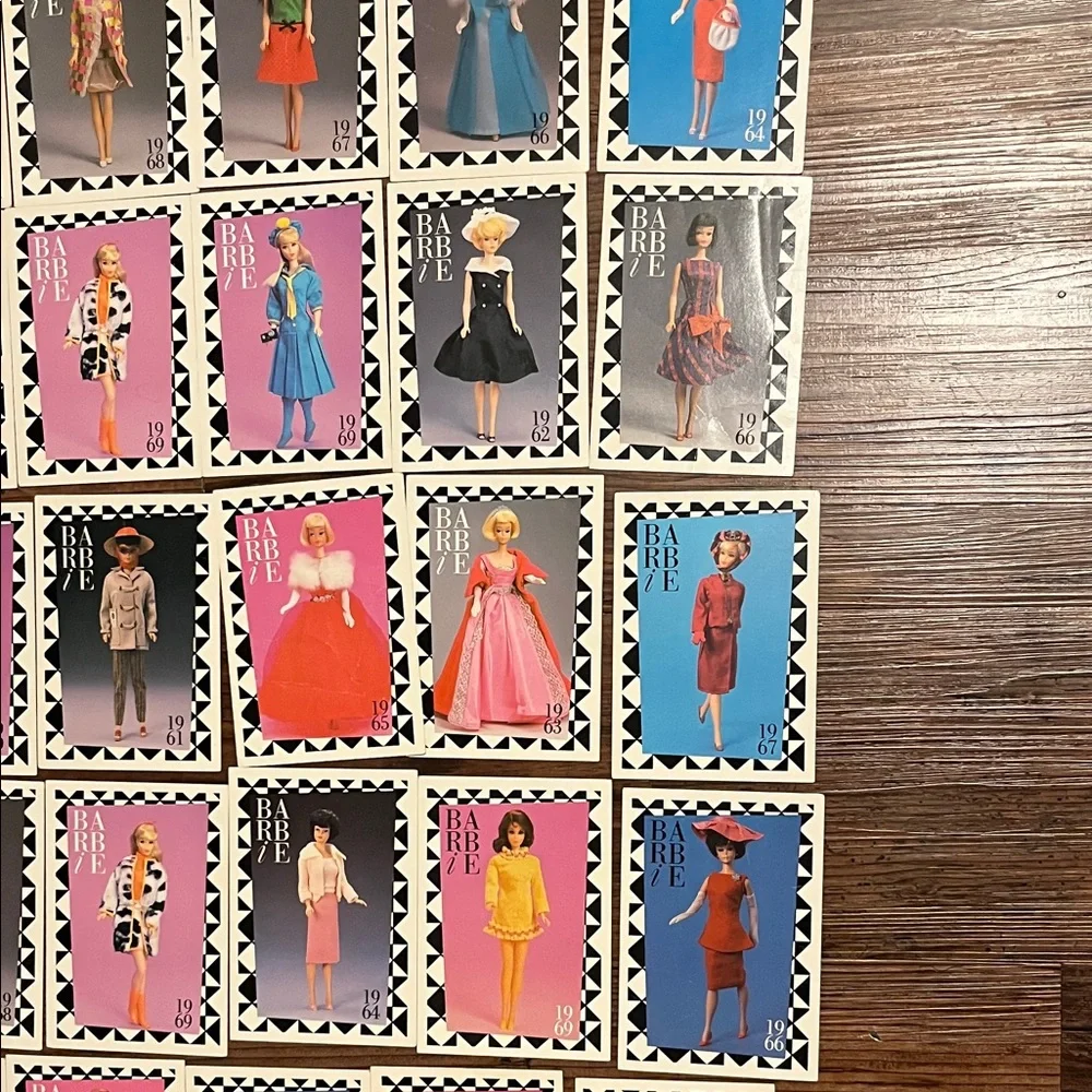 Vintage Barbie Fashion Doll Collectible Cards - Pink, Blue, Black - Picture 6 of 6